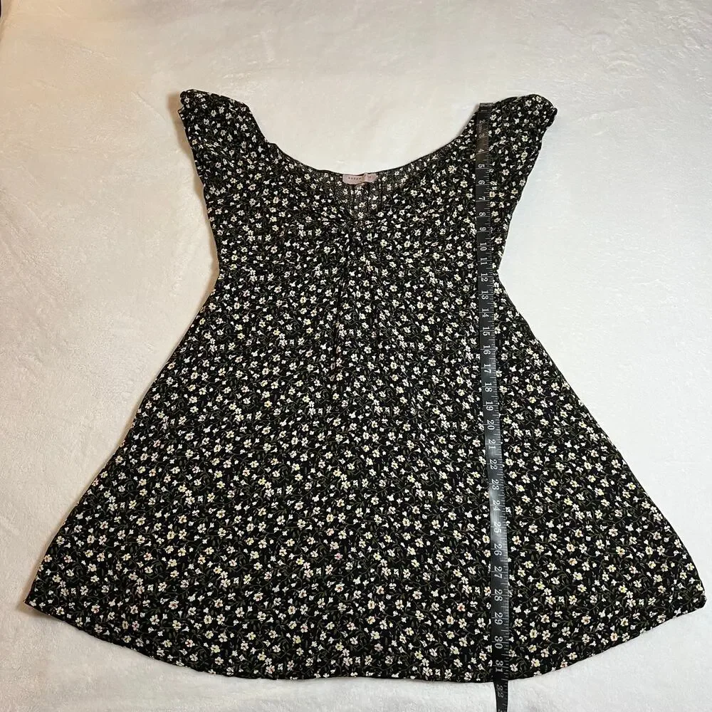 Dream Of Me V-Neck Floral Babydoll Mini Dress Size Large Cap Sleeve Y2K Festival - Picture 11 of 11